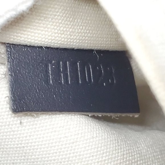 Auth Louis Vuitton Denim and Leather Crossbody Bag - Picture 16 of 16